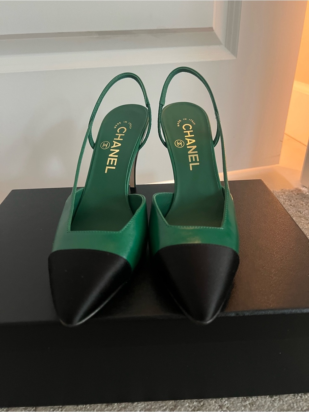 Chanel 26A size 36 C green black slingbacks - Picture 5 of 9